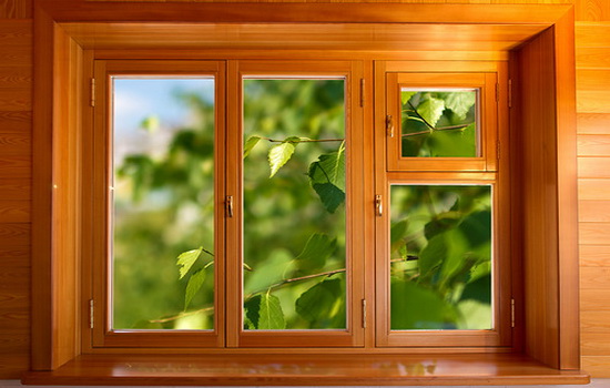 Деревянные окна: плюсы и особенности